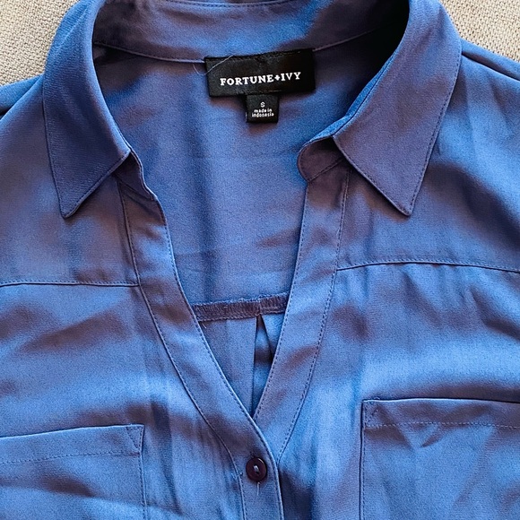 Comfortable blue button down - Picture 4 of 6